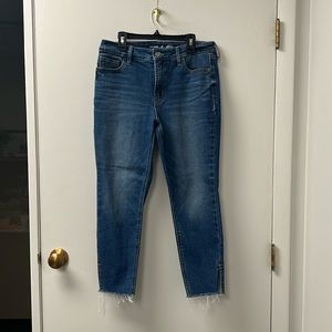 Women’s Old Navy Hight Rise Rockstar Super Skinny Jeans